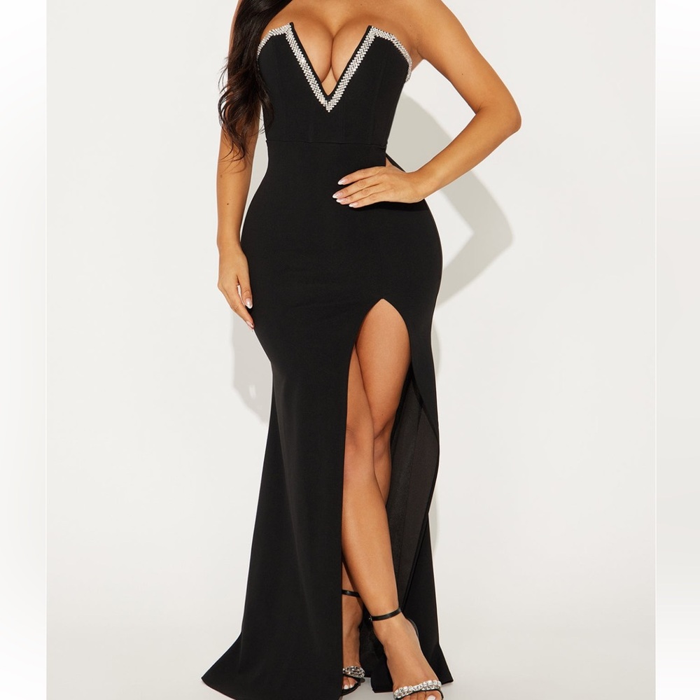 Long black dress